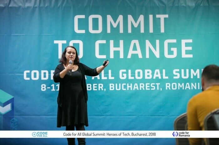Code for Romania’s Olivia Vereha at the Code for All Summit, explaining how her organization surfaces civic tech project ideas by asking residents “what keeps you up at night?” (Photo courtesy of Code for Romania)